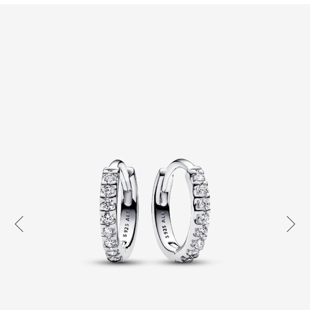 NWT Pandora Sparkling Huggie Hoop Earrings Sterling Silver